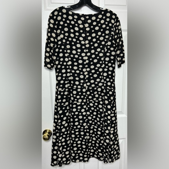 Anne Klein Dropped Waist Shirt Sleeve Dress Size 12 - Picture 3 of 3